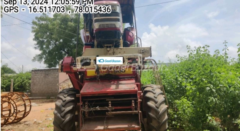 MAHINDRA Baler