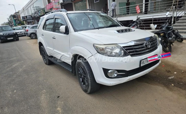 TOYOTA FORTUNER