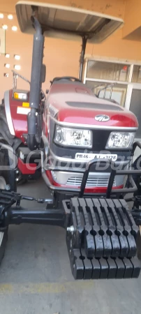 MAHINDRA Novo 755 Di