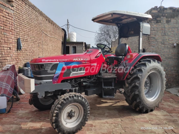 MAHINDRA Arjun Novo 605 Di - I - 4wd