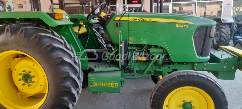 John Deere 5405 2WD