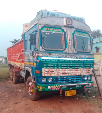 ASHOK LEYLAND 2516 IL