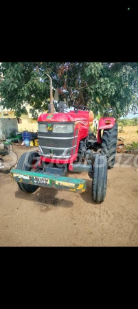 MAHINDRA Yuvo 575 Di 4wd