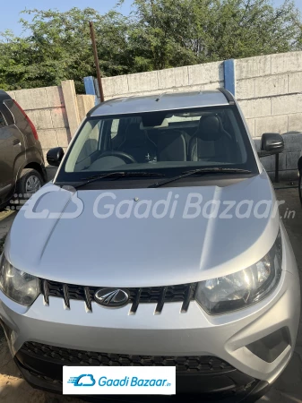 MAHINDRA KUV100 NXT