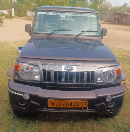 MAHINDRA Bolero Camper