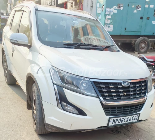 MAHINDRA XUV500