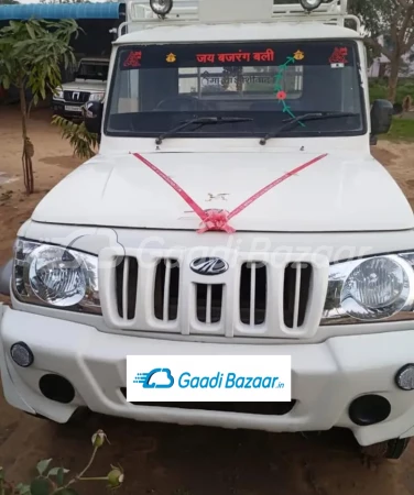 MAHINDRA Bolero Pik-Up