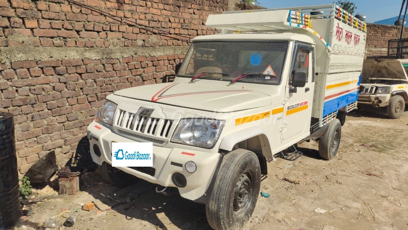 MAHINDRA Bolero Pik-Up