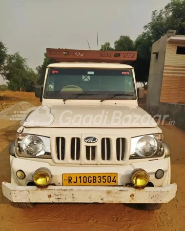 MAHINDRA Bolero Pik-Up