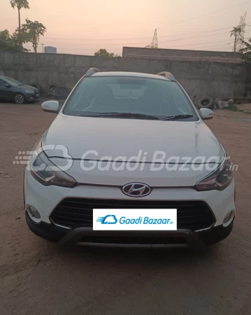 HYUNDAI i20 Active