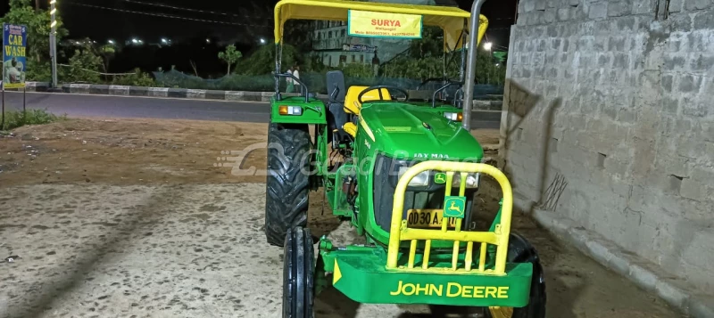 John Deere 5042 D