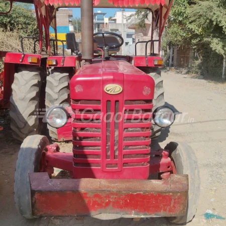 MAHINDRA 265