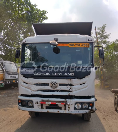 ASHOK LEYLAND 4825