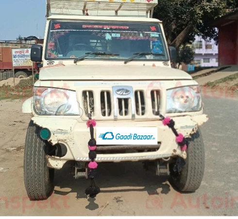 MAHINDRA Bolero Maxitruck Plus