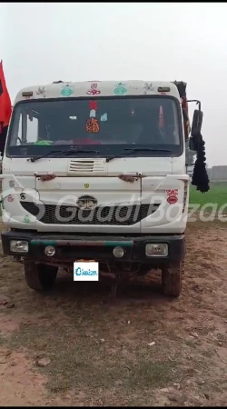 TATA MOTORS Signa 3718.K