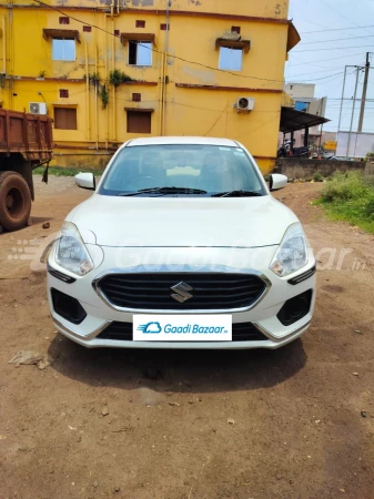 MARUTI SUZUKI Dzire