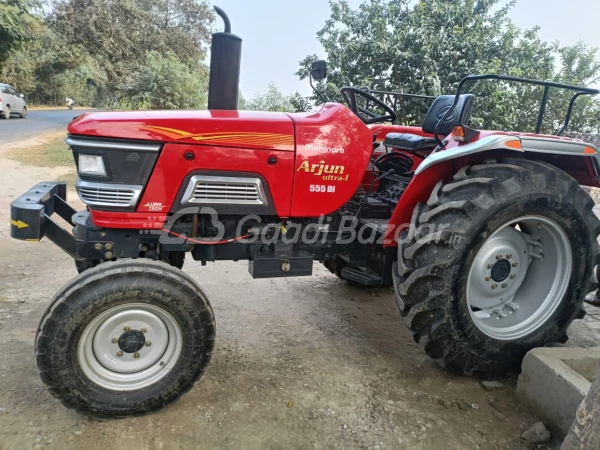 MAHINDRA 555 Di Power Plus