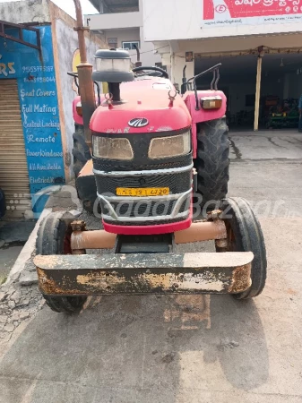 MAHINDRA Yuvo 475 Di