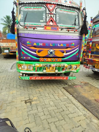 ASHOK LEYLAND 4825