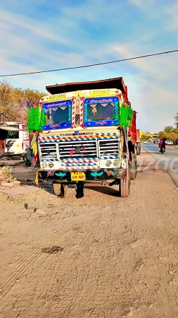 ASHOK LEYLAND 2518