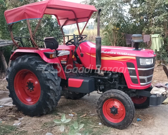 MAHINDRA Yuvo 575 Di