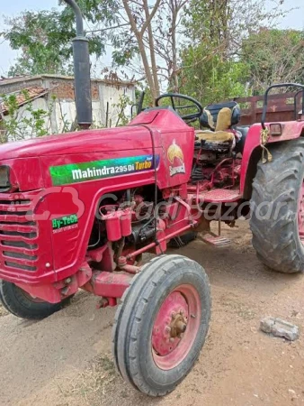 MAHINDRA 295 Di Turbo