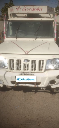 MAHINDRA Bolero Pik-Up