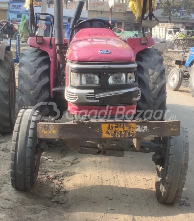 MAHINDRA Arjun 555 Di