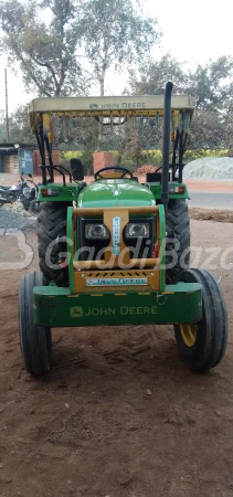 John Deere 5105