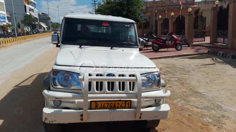 MAHINDRA Bolero Camper