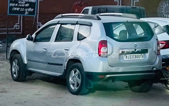 RENAULT DUSTER