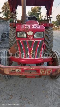 MAHINDRA Yuvo 475 Di