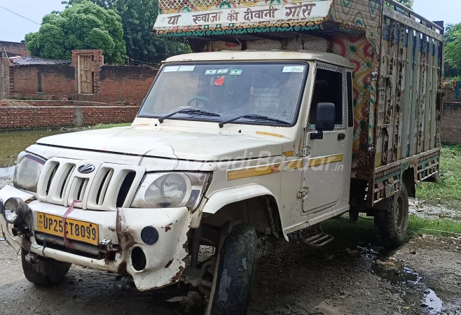 MAHINDRA Bolero Pik-Up