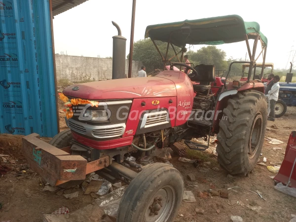 MAHINDRA 555 Di Power Plus