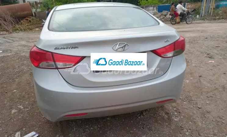 HYUNDAI Elantra [2012-2015]