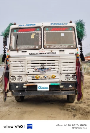 ASHOK LEYLAND 4923