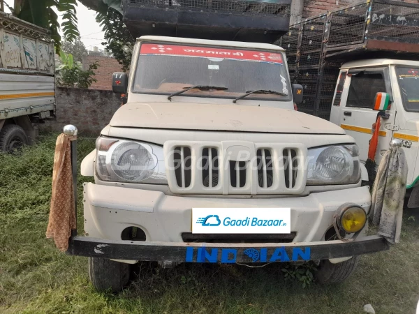 MAHINDRA BOLERO