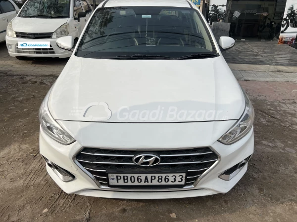 HYUNDAI VERNA