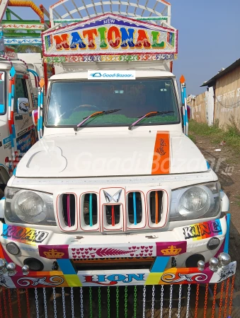 MAHINDRA Bolero Pik-Up