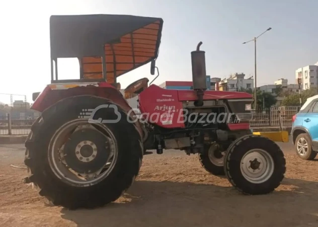 MAHINDRA 555 Di Power Plus