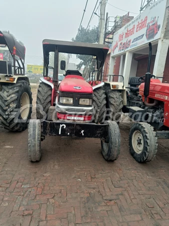 MAHINDRA 555 Di Power Plus