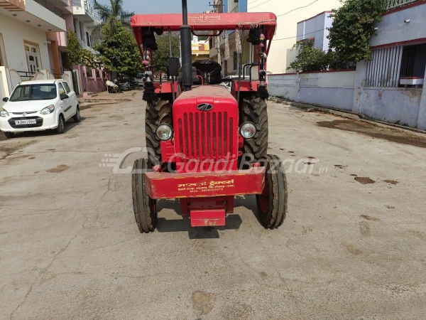 MAHINDRA 575 Di Xp Plus