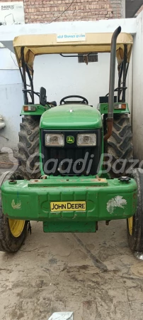 John Deere 5305