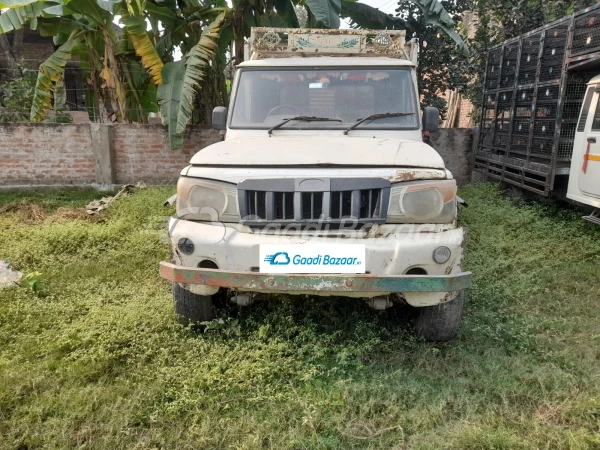 MAHINDRA Bolero Pik-Up