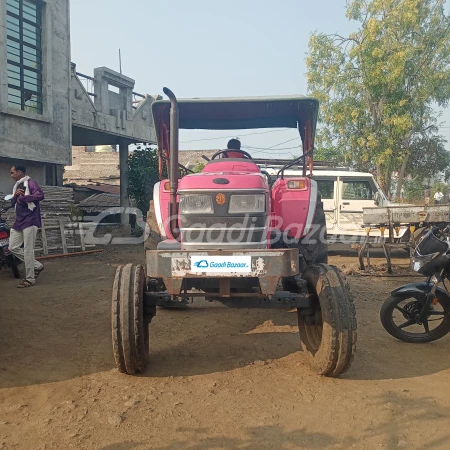 MAHINDRA Arjun Novo 605 Di - I - 4wd