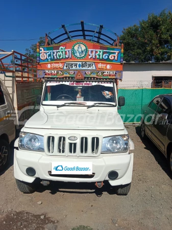 MAHINDRA Bolero Pik-Up