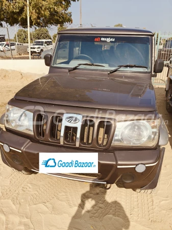 MAHINDRA Bolero Camper