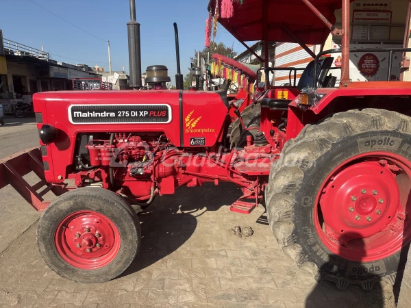 MAHINDRA  275 DI XP Plus