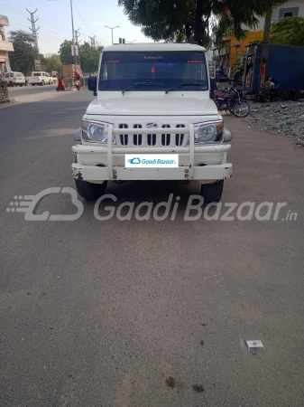 MAHINDRA Bolero Camper