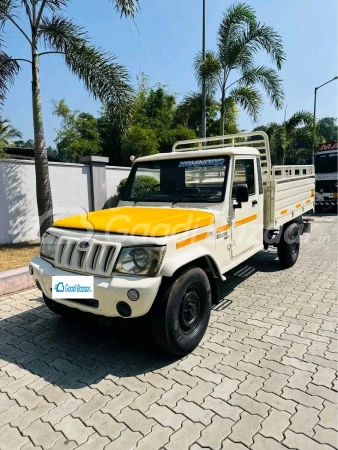 MAHINDRA Bolero Pik-Up